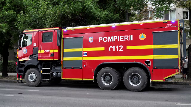 Plan Roșu de inervenție în Mangalia. Accident între un microbuz și o mașină. 13 persoane au ajuns la spital
