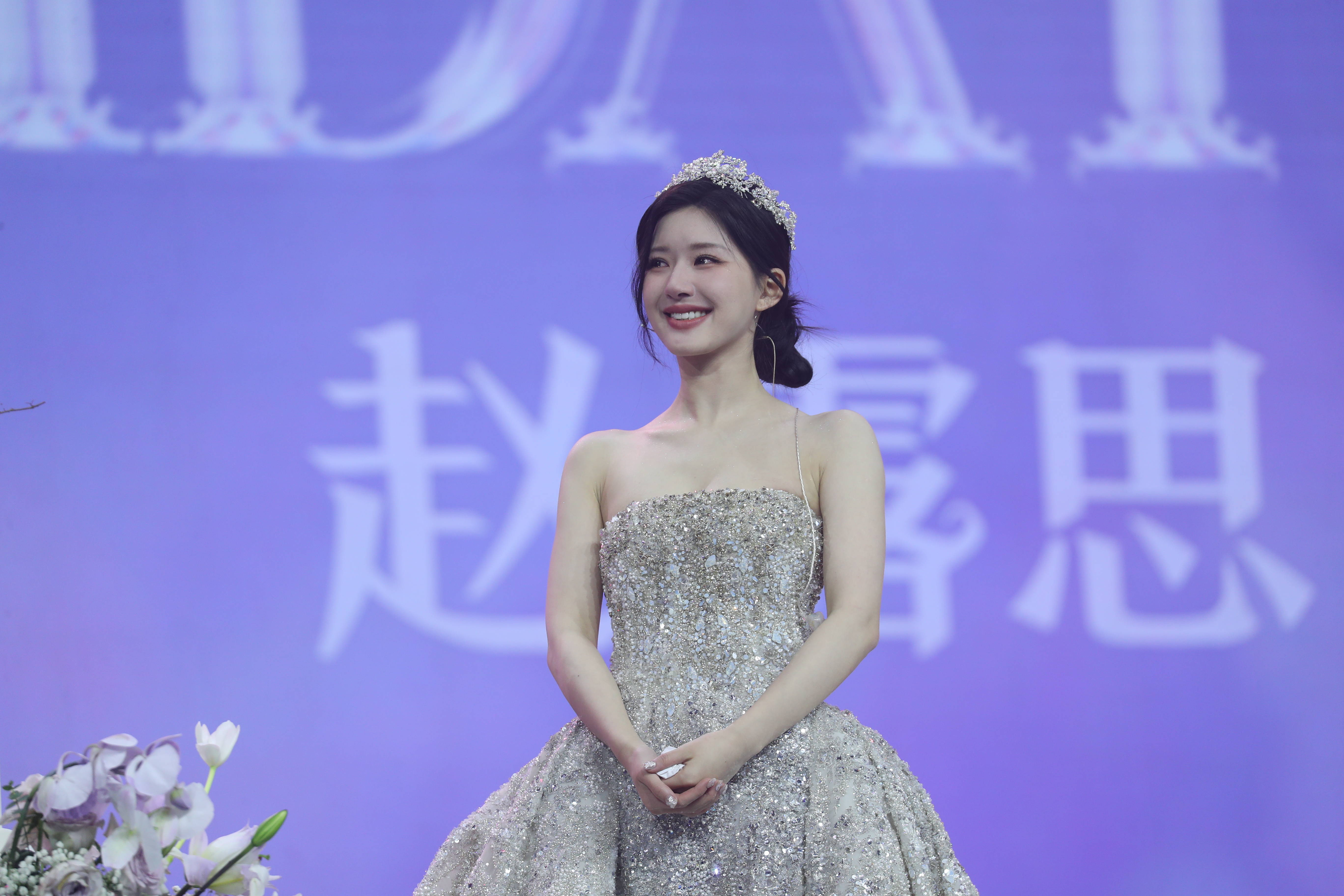 O actriță din China spune că a fost exorcizată cu forța pentru a i se trata depresia