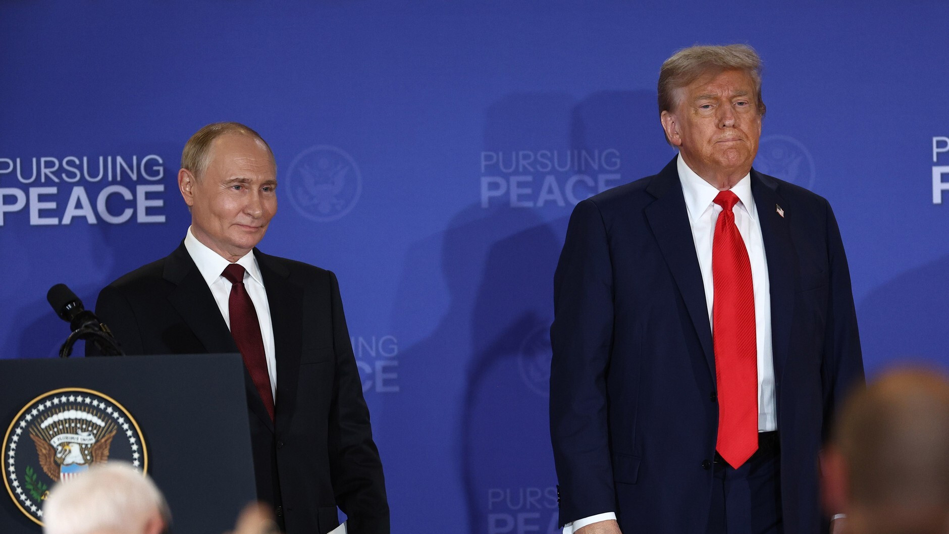 Putin vede „luminiţa de la capătul tunelului” în relaţiile cu SUA, însă Trump şi Zelenski nu cred că Rusia vrea pace