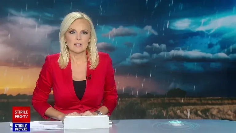 Temperaturile au scăzut brusc cu 10 grade și au revenit furtunile violente. „Drumul a fost acoperit de gheață”