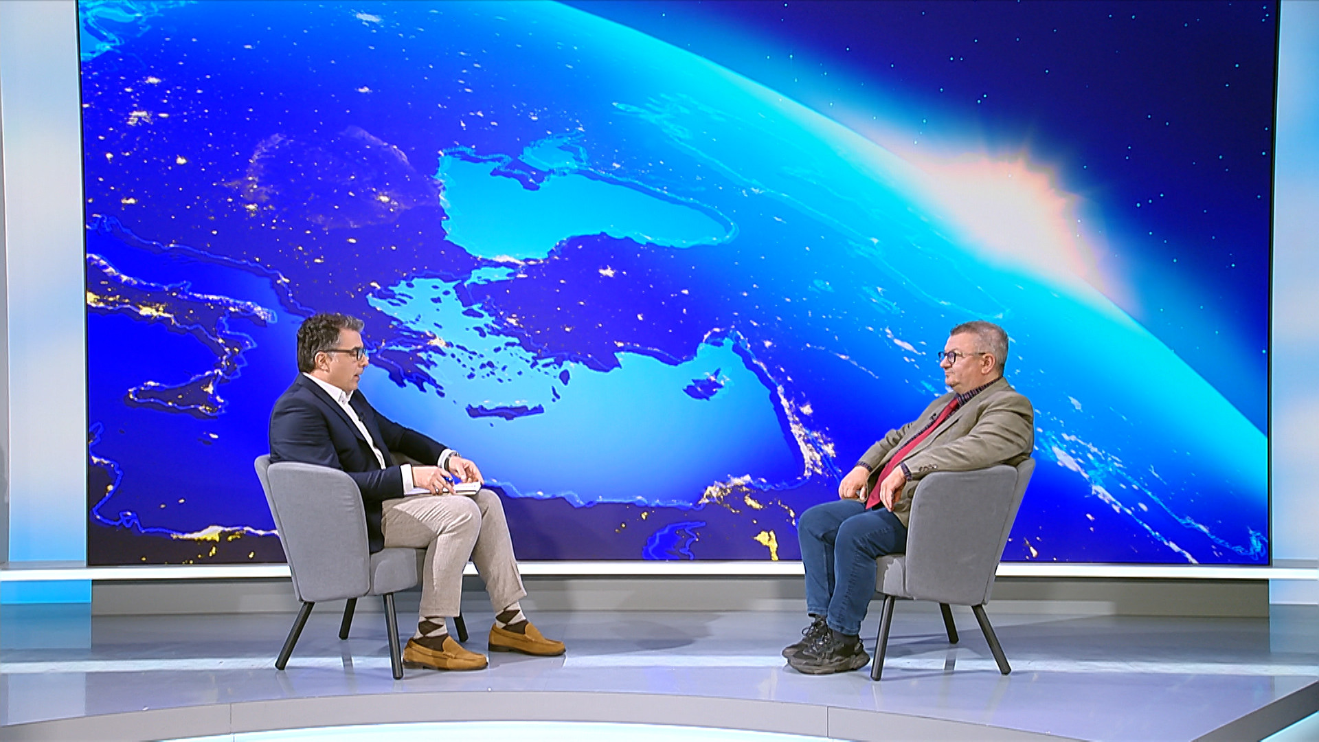 Armand Goșu, despre „cele două mari scenarii posibile” după summit-ul din SUA. Ambele sunt rele pentru Ucraina