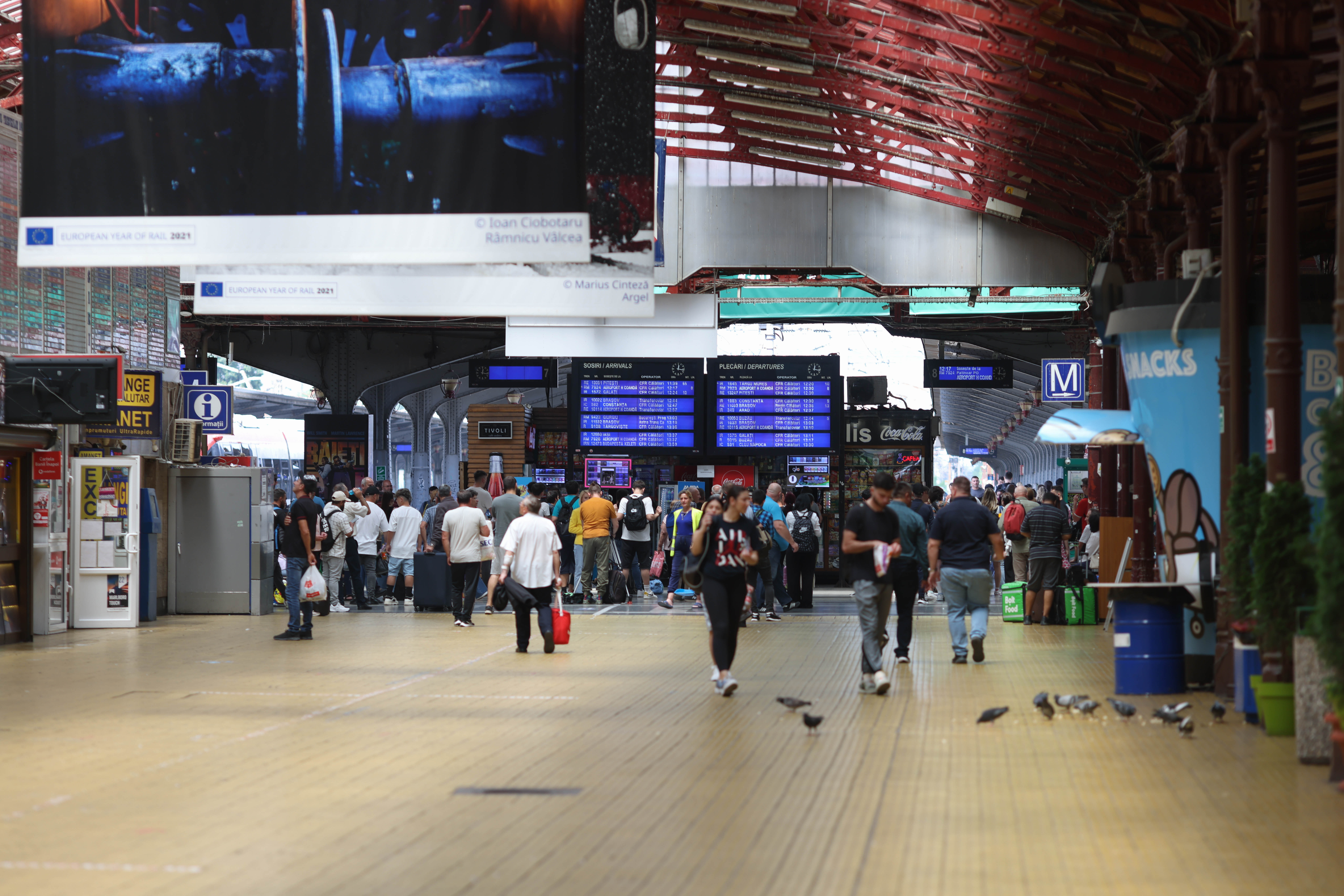 Digitalizare la CFR, dar cu hârtie doveditoare la ghișeu. Studenții cu CI electronic, nevoiți să aducă dovada domiciliului