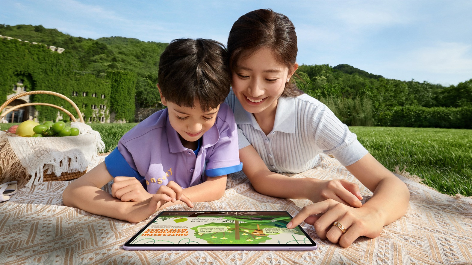 (P) HUAWEI MatePad 11.5 (2025), educație digitală: De ce ecranele mate pot reduce efectele negative ale expunerii prelungite