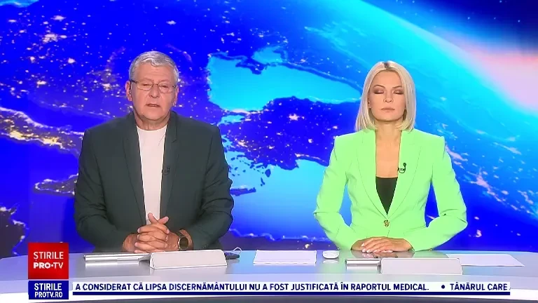 Două femei, rănite într-un accident rutier la Piața Rahova, după ce două mașini s-au ciocnit pe carosabilul umed