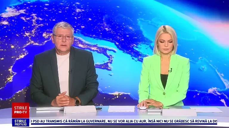 Un incendiu violent a cuprins o clădire de birouri din Pitești. Fumul s-a văzut de la kilometri distanță