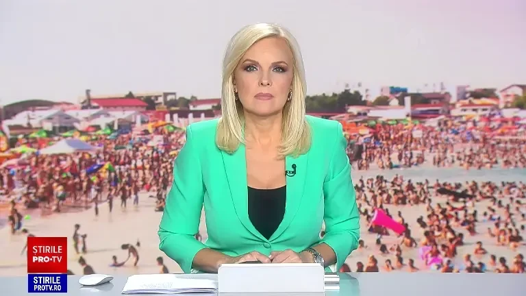 Litoralul a fost împânzit de polițiști, care îi opresc pe turiști să se arunce în valuri. „Vor să se relaxeze, nu le pasă”