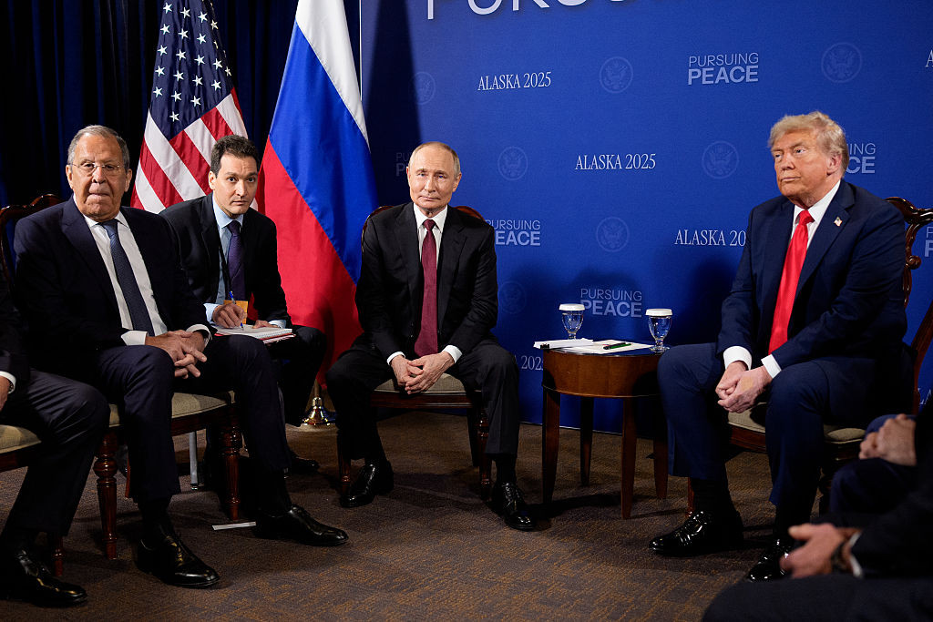 Lavrov, acuzat că „toarnă apă rece” peste efortul diplomatic al lui Trump de a găsi un acord de pace. Rușii pun condiții