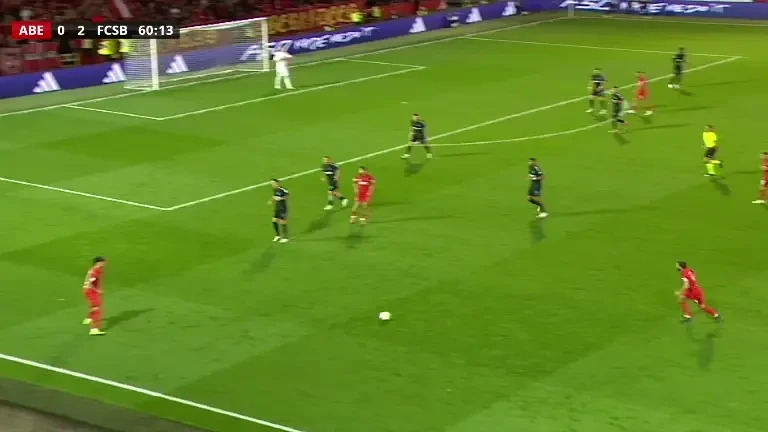 Polvara înscrie pentru Aberdeen, după un șut cre a lovit mai întâi bara