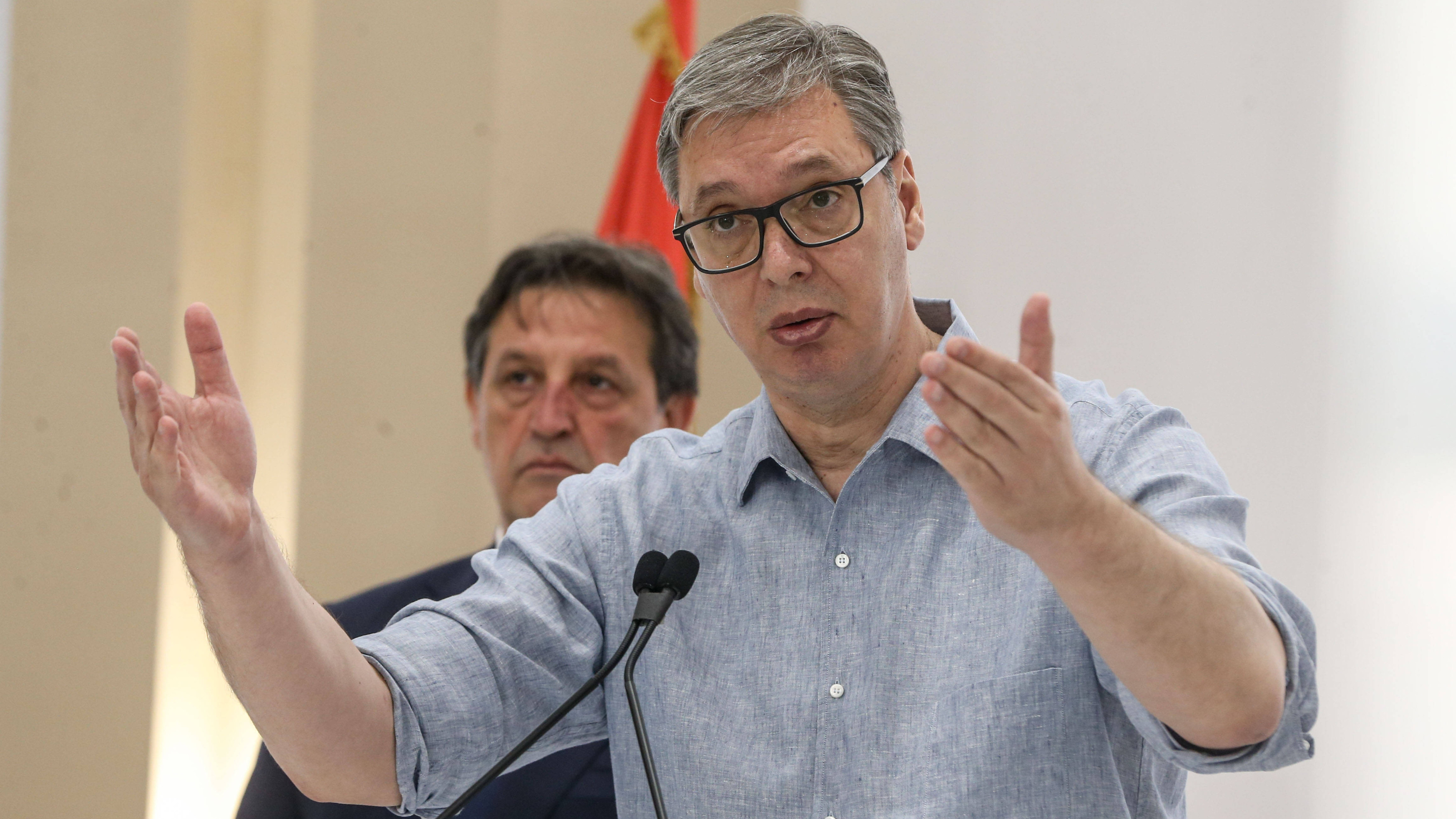 După nouă luni de proteste anticorupție în Serbia, Aleksandar Vucic acceptă să discute cu manifestanții