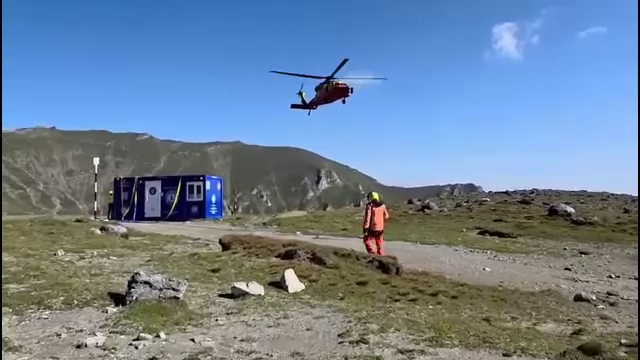 Refugii ultramoderne vor fi instalate în munții din România. Cum arată cele 12 adăposturi montane