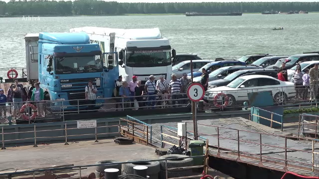 Feribotul de la Bechet a fost suspendat. Care sunt motivele pentru care nu se mai poate trece pe acolo în Bulgaria