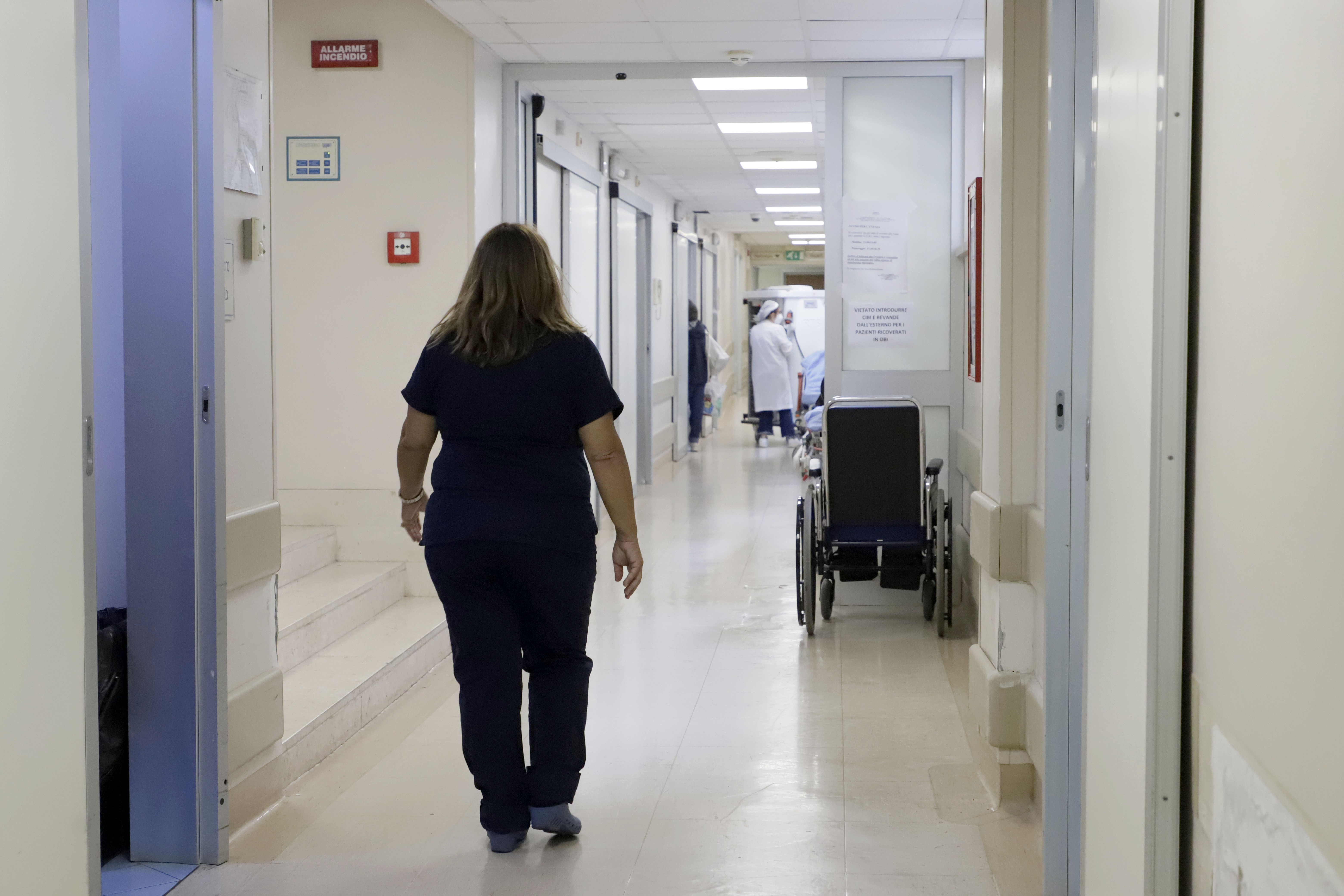 Pacienţii pot raporta dacă un medic de la stat i-a trimis la privat. Cum se fac sesizările și ce date trebuie completate