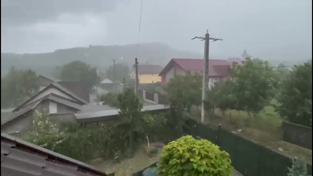 Temperaturile scad brusc în toată țara. Maximele vor fi de doar 18 grade. Când se va încălzi din nou