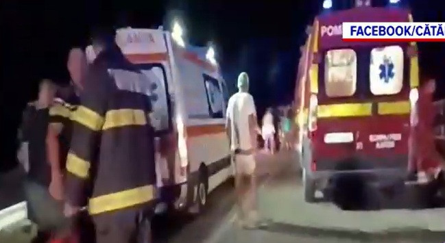 Accident grav în Brăila, cu patru răniți. Două mașini s-au izbit frontal, după o depășire forțată