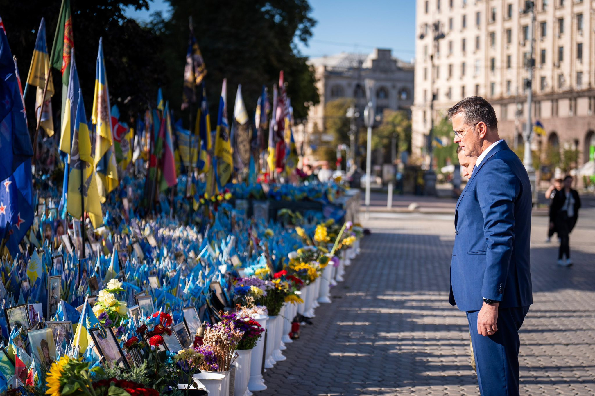 Ionuţ Moşteanu, de Ziua Drapelului în Ucraina: „România rămâne ferm alături de Ucraina. Nu vom ceda propagandei Moscovei”