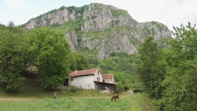 Băile Herculane revin la viață după ani de uitare. Se redeschid izvoare termale și se reface „Promenada conteselor”