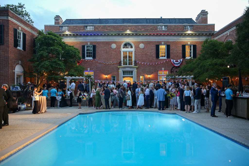 Andrei Muraru a dezvăluit cât costă chiria reședinței ambasadorului României în SUA: ”Face cinste românilor”