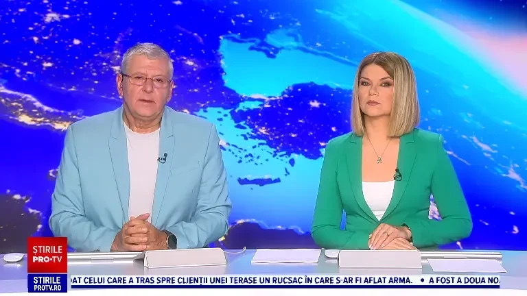 Păpuși uriașe, însoțite de personaje fabuloase, au făcut spectacol pe străzile din Craiova