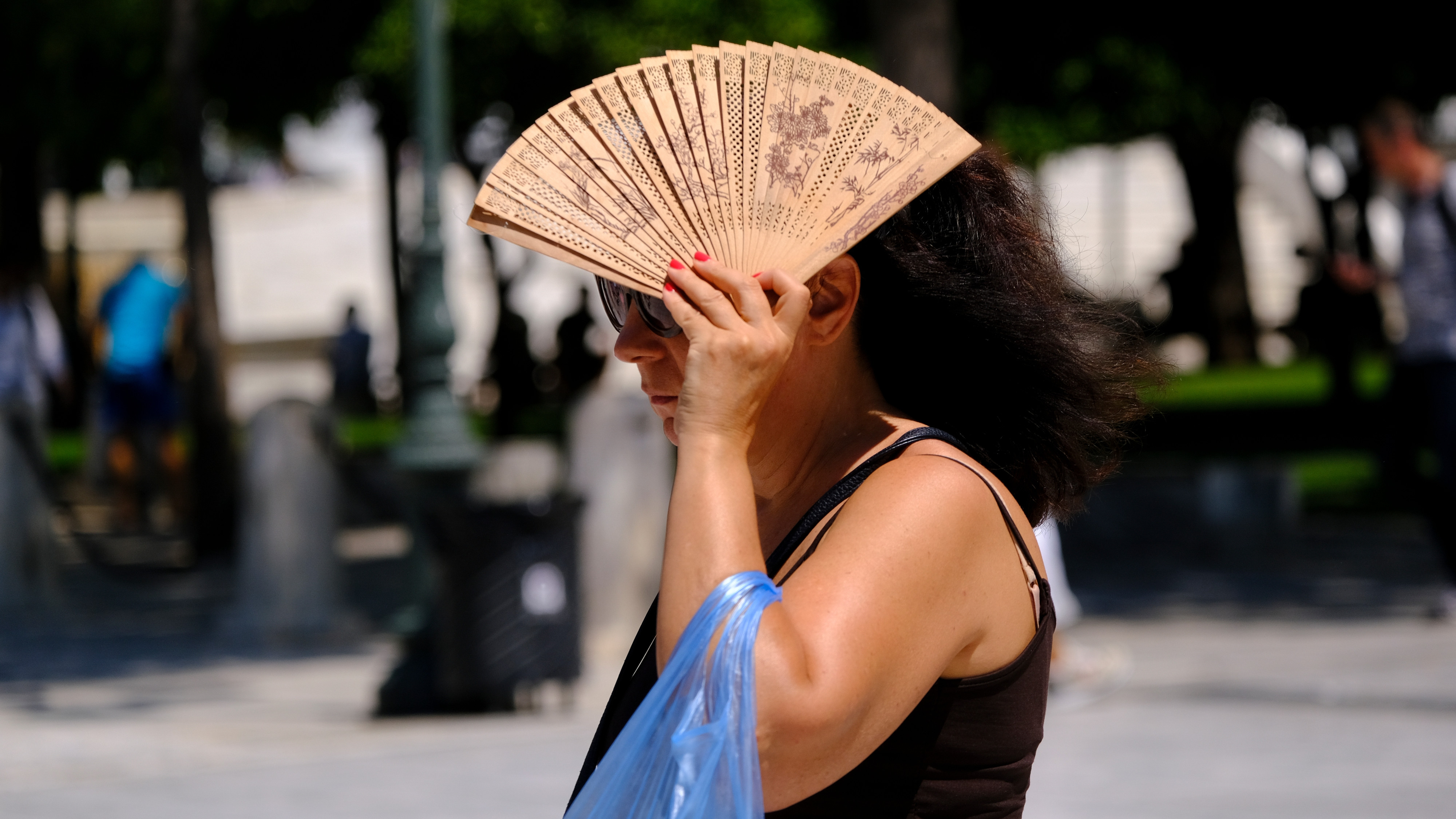 Cod galben de caniculă în vestul țării. Temperaturile vor ajunge și la 37 de grade. HARTĂ