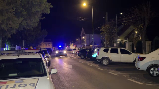Un bărbat a tras mai multe focuri de armă spre casa fostei iubite, în Sibiu. Motivul e halucinant