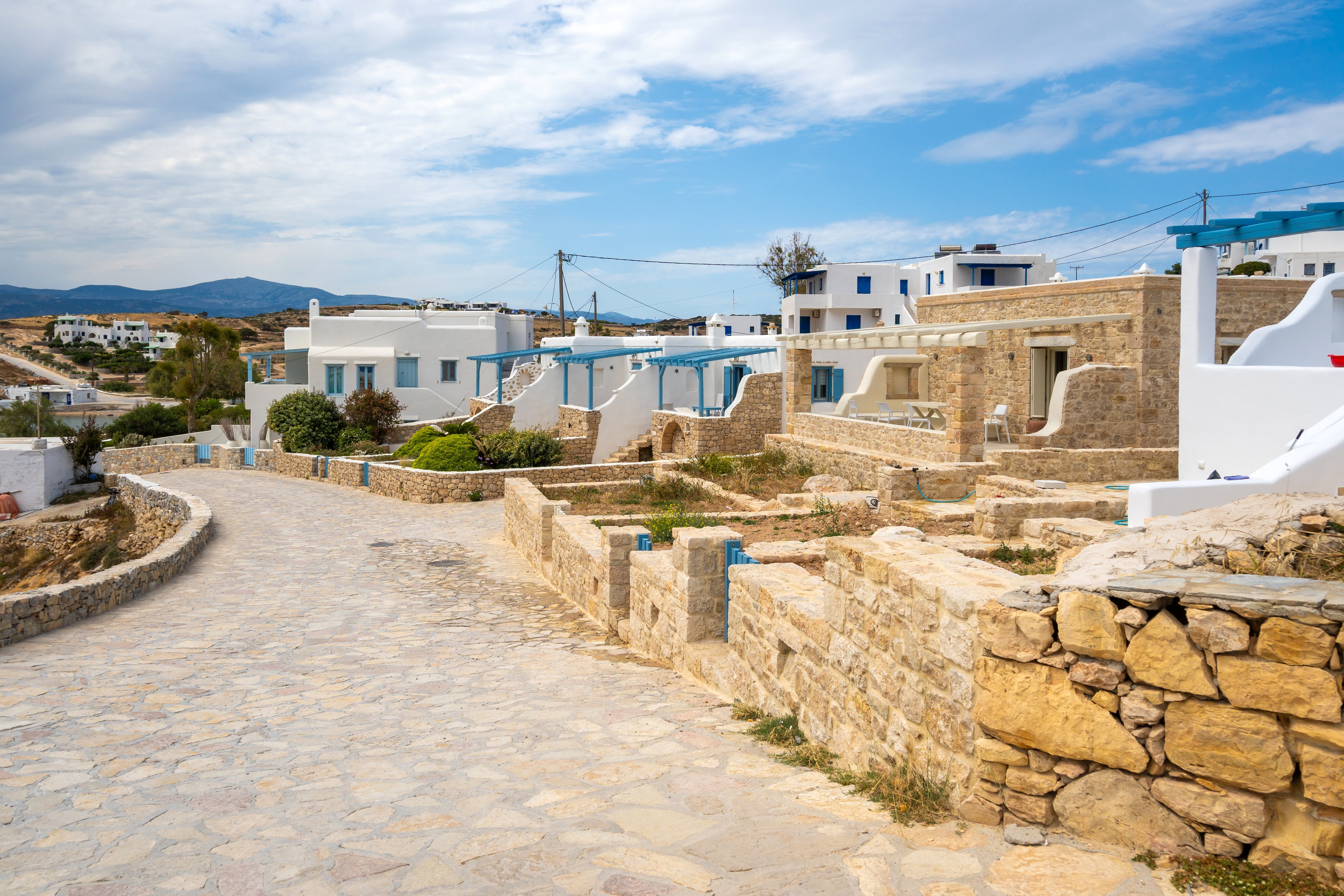 Tot mai mulți turiști din Grecia evită ieșitul la restaurant în favoarea gătitului în locuințele închiriate