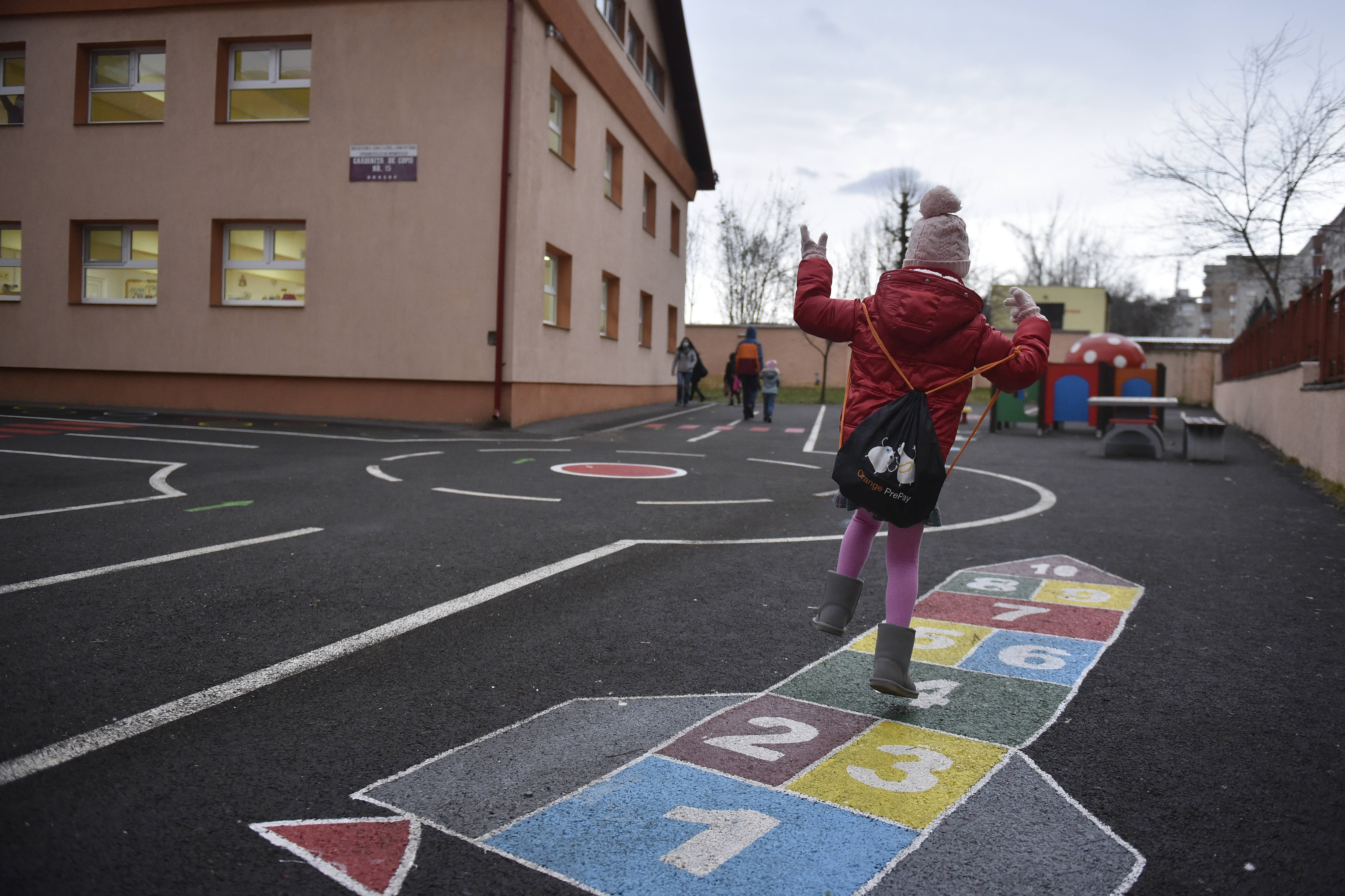 Structura anului școlar 2025-2026: Când au elevii vacanțe și examenele. Calendarul complet