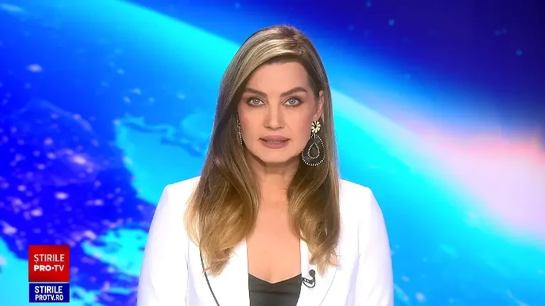 Trei tinere au fost lovite de un bărbat într-un tramvai din București