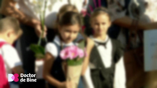 Ce nu trebuie să-i spui copilului când vine de la școală. Întrebări „corecte” care restabilesc încrederea în forțele proprii