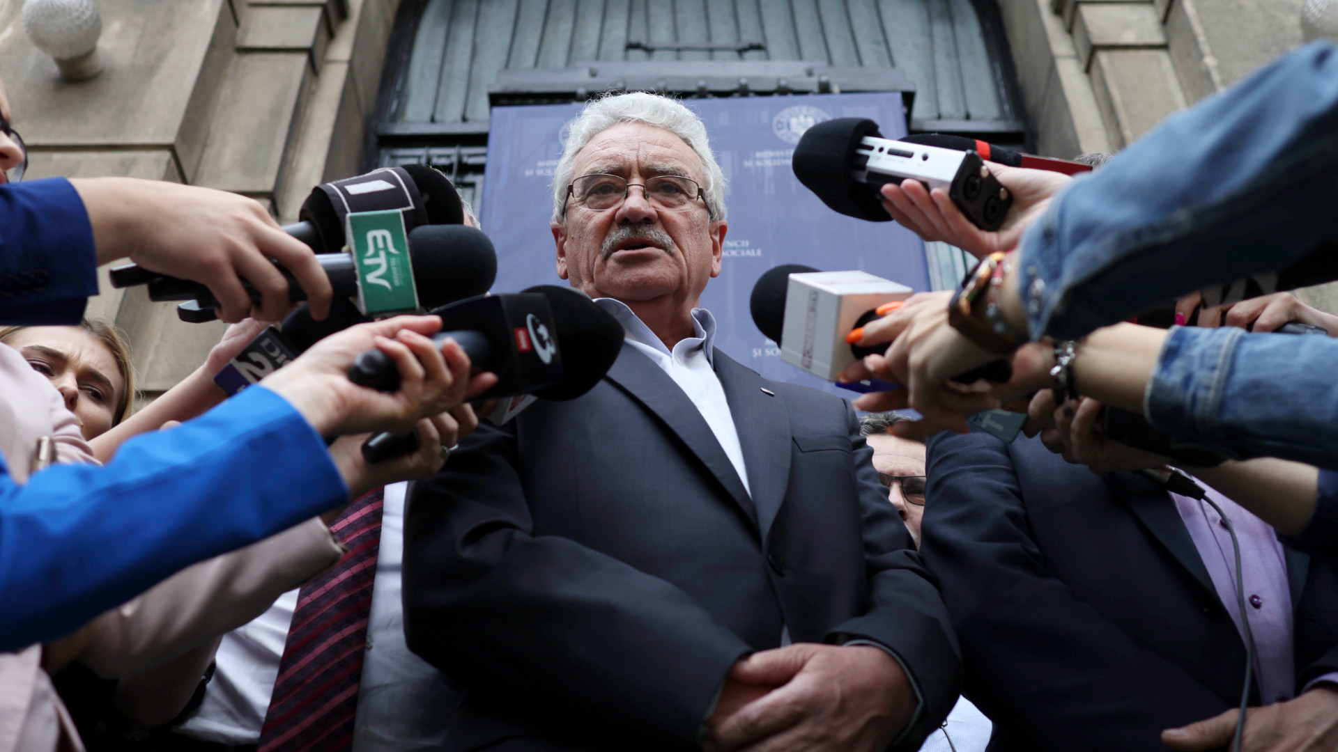 Sindicalist din Educație, atac la guvernul Bolojan: „motivul ascuns, acela de distrugere a învățământului preuniversitar”