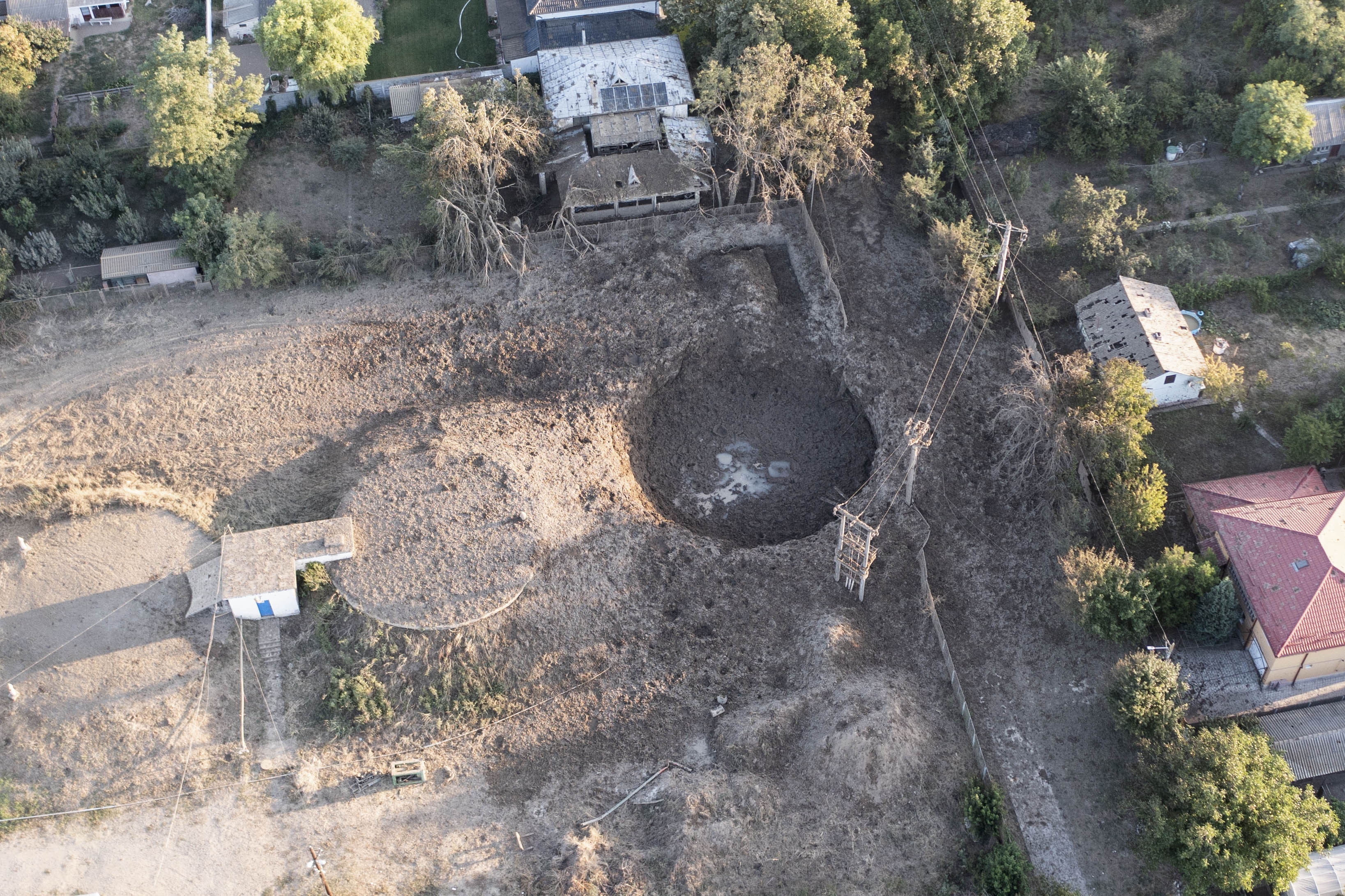 Autoritățile permit revenirea în locuințe la Amara, dar avertizează: aerisiți bine casele