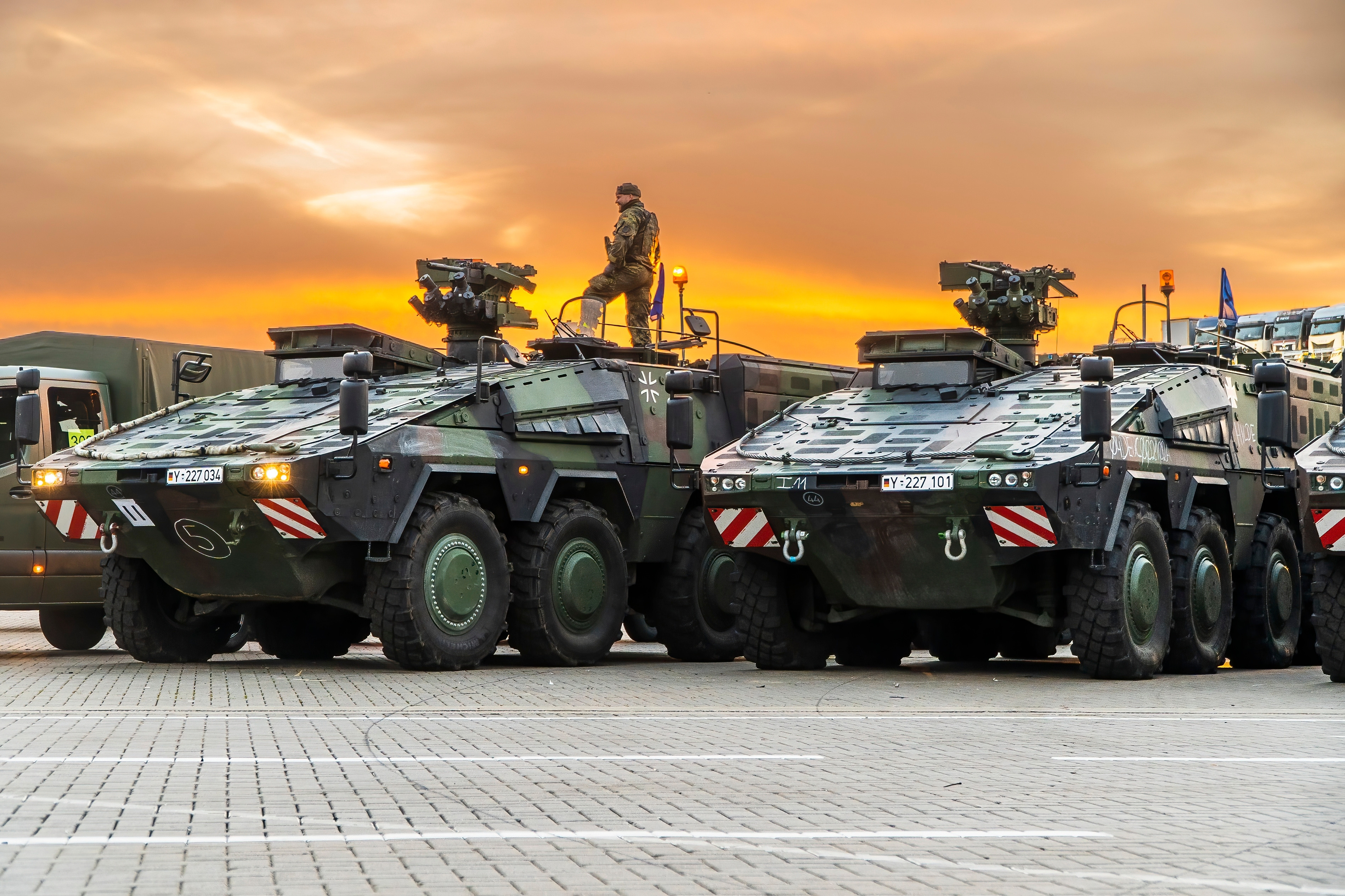 Rheinmetall construiește în Brașov cea mai modernă fabrică de pulberi din lume. Ce câștigă România, în cifre