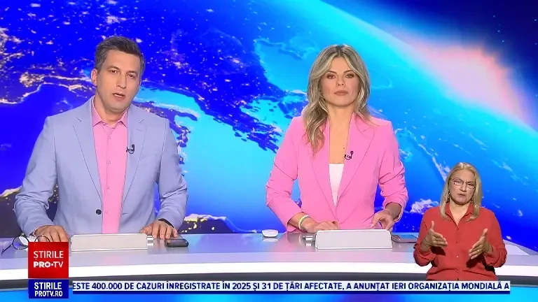 Un incendiu de vegetație a aprins două gospodării în Hunedoara