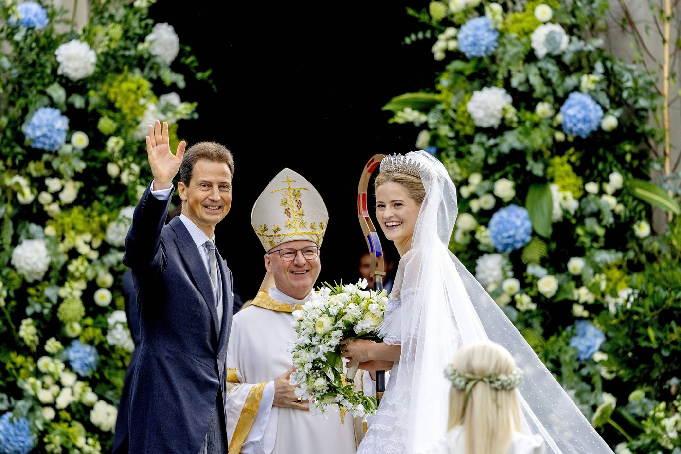 „Cea mai bogată prințesă din Europa” s-a căsătorit. Rochia spectaculoasă purtată de Marie Caroline de Liechtenstein. FOTO