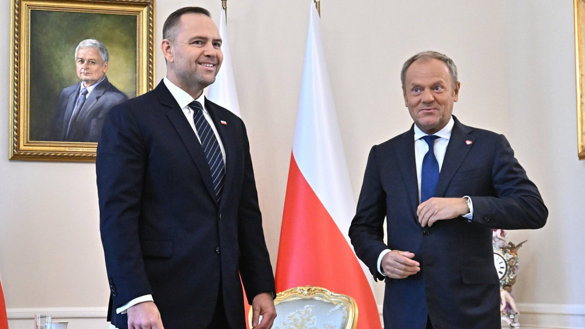 POLITICO: De la erou la zero - politica externă a Poloniei se stinge din cauza conflictului politic de la vârful puterii