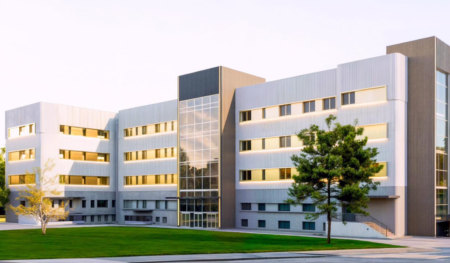 Spitalul de Boli Infecţioase din Constanța va fi demolat şi reconstruit. Clădirea, construită în 1938, are risc seismic I