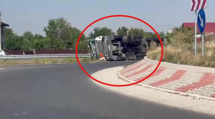 Operațiune de amploare după ce o cisternă care transporta GPL s-a răsturnat în județul Vaslui, fiind scurgeri