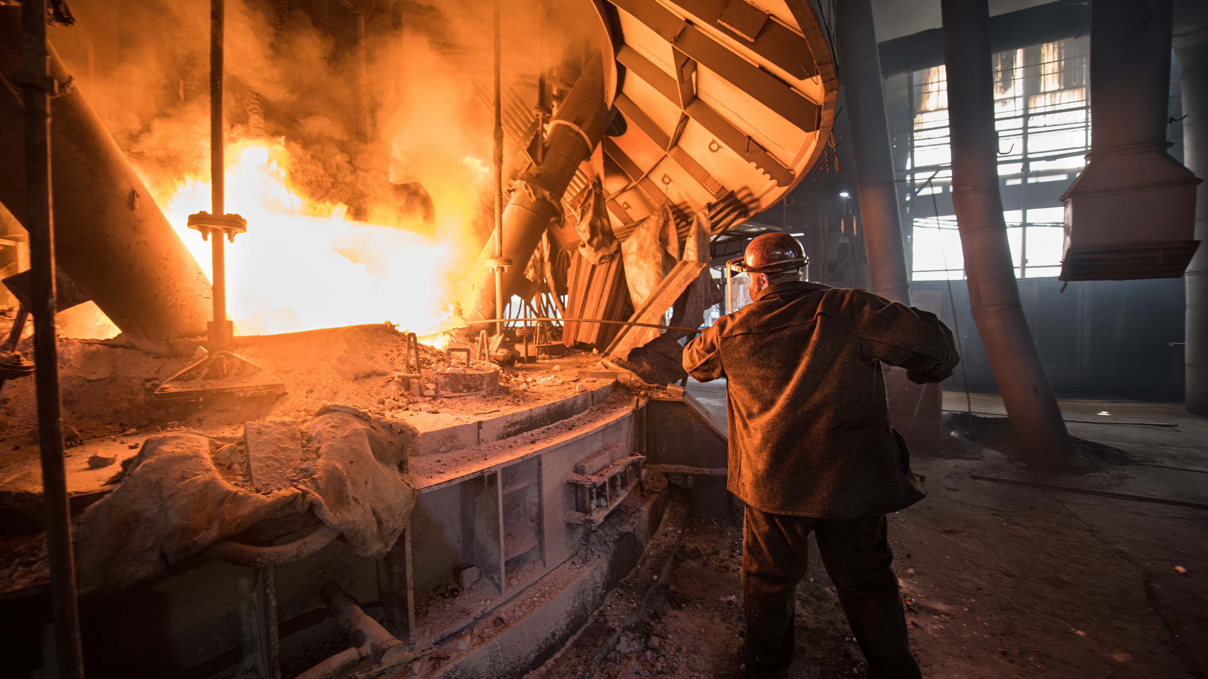 Primarul din Hunedoara susține că fabrica închisă de ArcelorMittal ar urma să ajungă la „fier vechi”