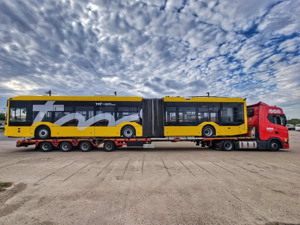 Cum arată și ce dotări au noile troleibuze de 18 metri care vor circula la Timișoara