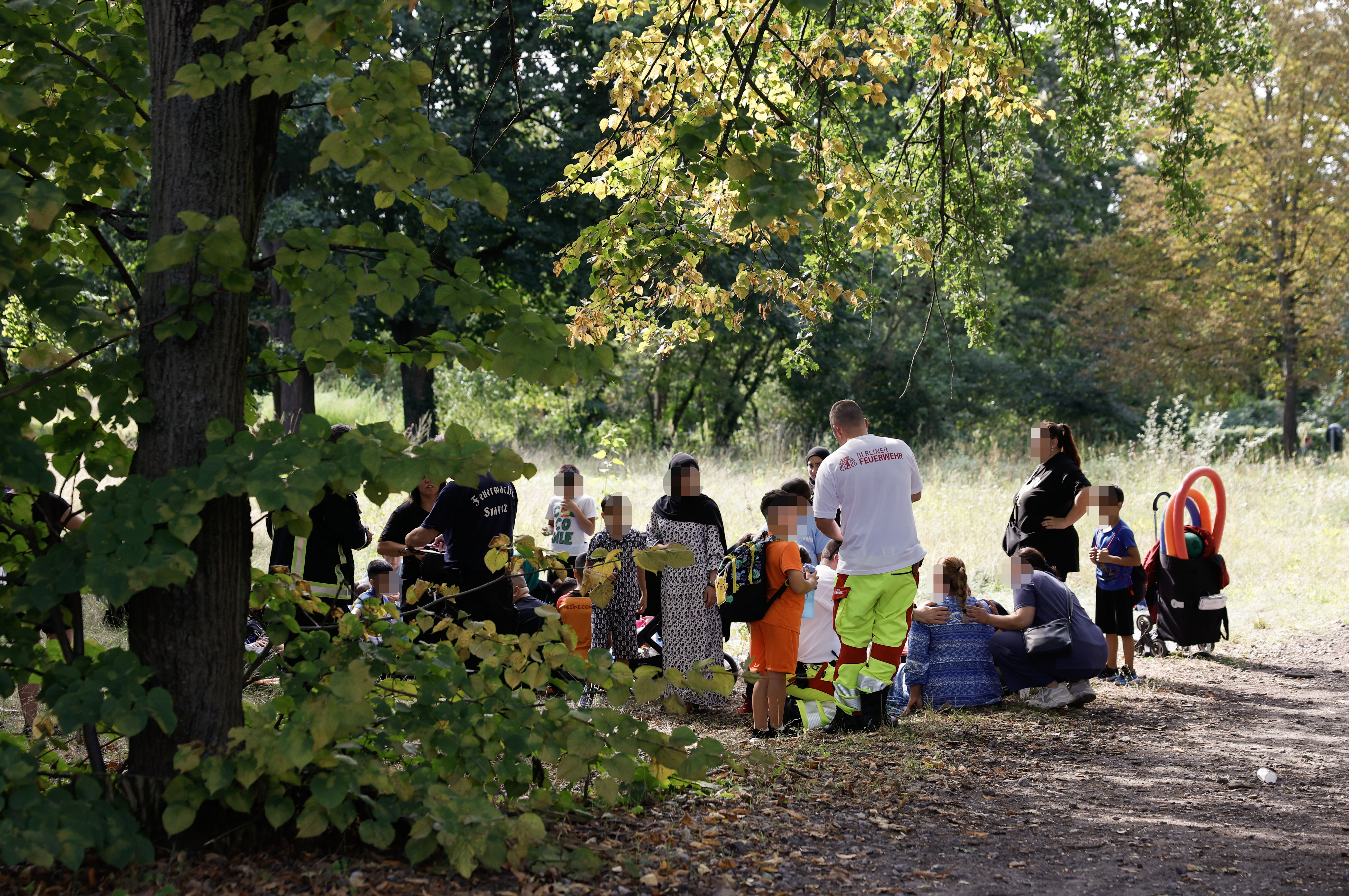 O mașină a intrat într-un grup de copii, în Berlin. Trei minori cu vârste de 7 - 8 ani au ajuns la spital