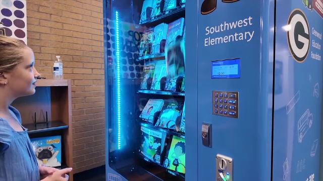 Reacțiile elevilor dintr-o școală unde sucurile și dulciurile din automate au fost înlocuite cu cărți gratuite