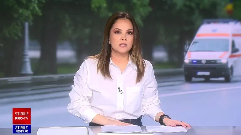 Accident grav în Suceava. O familie cu doi copii a fost lovită pe trotuar de un șofer care ieșea cu mașina din parcare