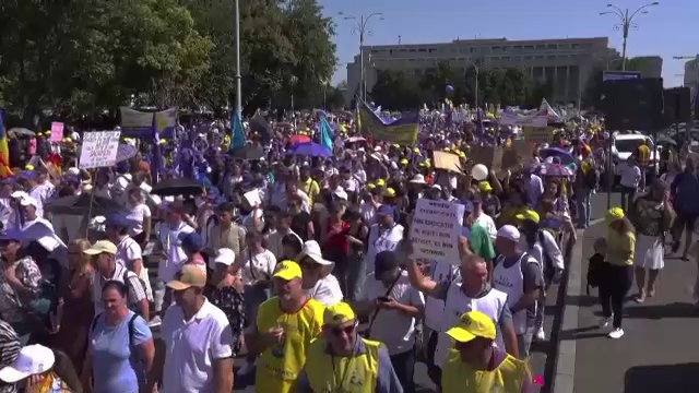 Profesorii vor continua protestele, după ce au boicotat prima zi de școală. „Greva generală nu este exclusă”