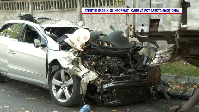 Un șofer a murit după ce a intrat cu mașina într-un TIR, după o ceartă cu soția. „Și Poliția a zis că-i sinucidere”