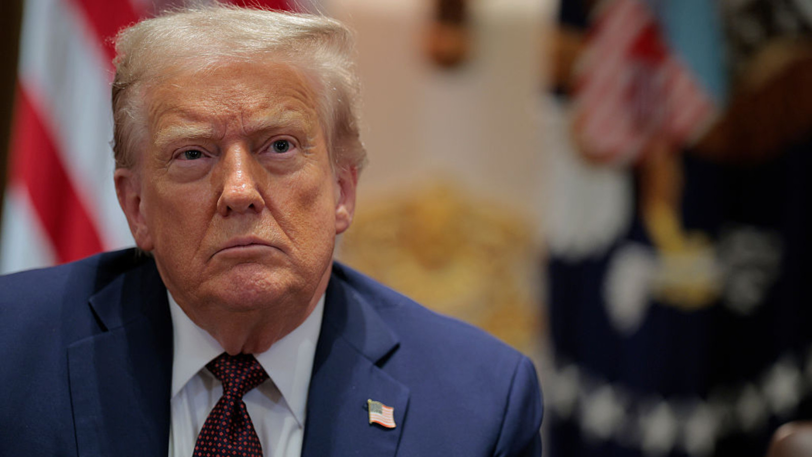 Trump a discutat cu liderii Poloniei și Franței după incursiunile dronelor rusești. Zelenski critică pasivitatea Occidentului