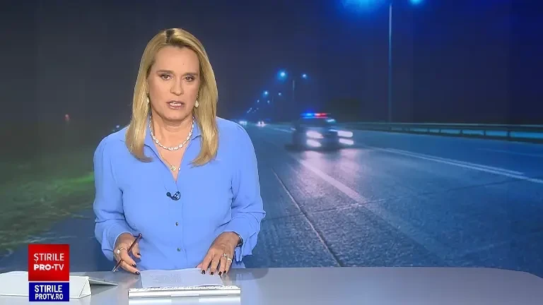 Un șofer beat și drogat a intrat cu mașina într-un grup de tineri, în Bistrița, apoi a fugit, în urma unui conflict. VIDEO