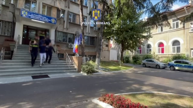 Tineri arestați după ce ar fi bătut și sechestrat un bărbat din Dâmbovița din cauza unei datorii