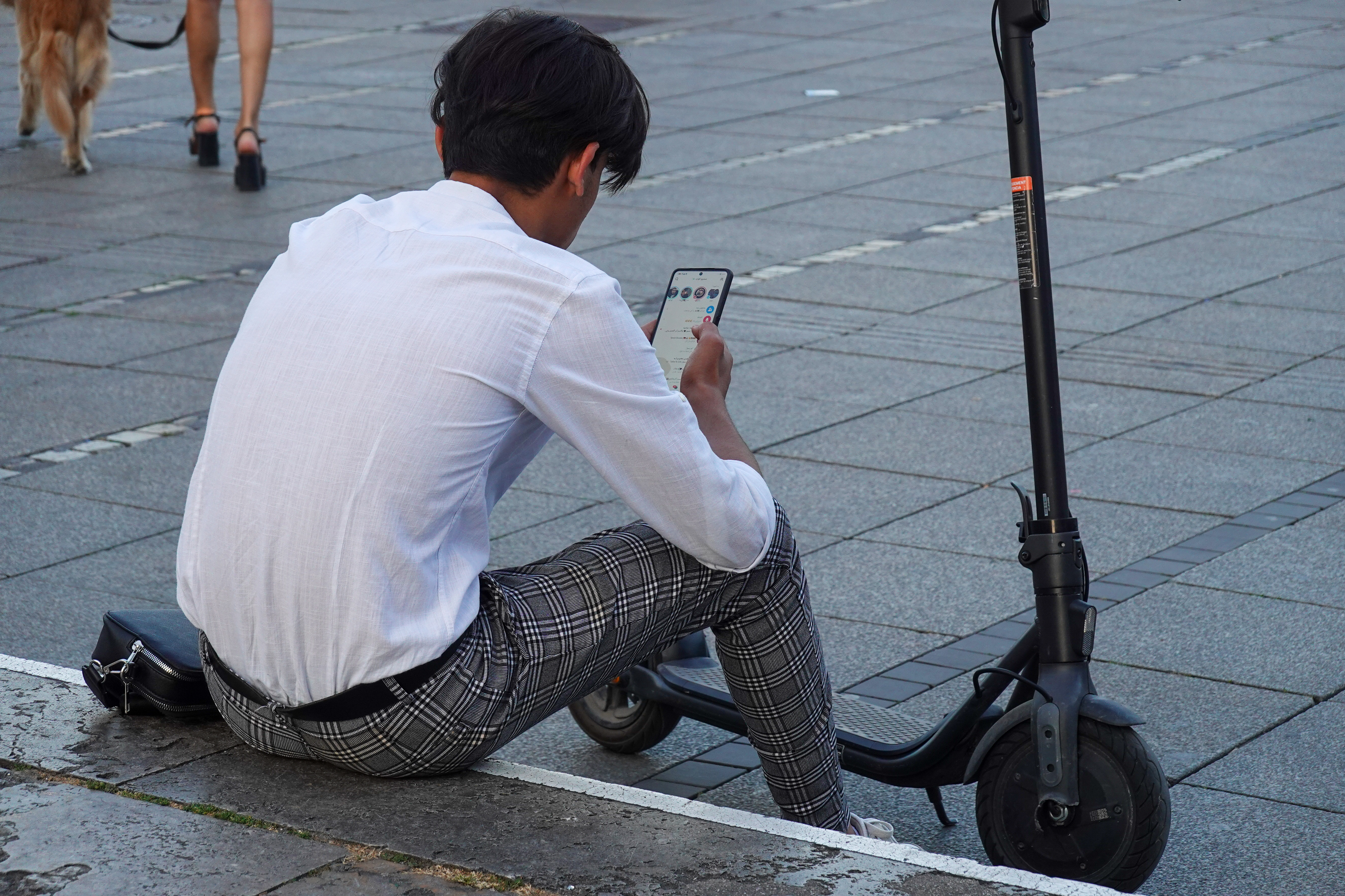 Primăria Piatra-Neamț retrage acordul de amplasare pe domeniul public pentru trotinetele electrice, după ce un tânăr a murit