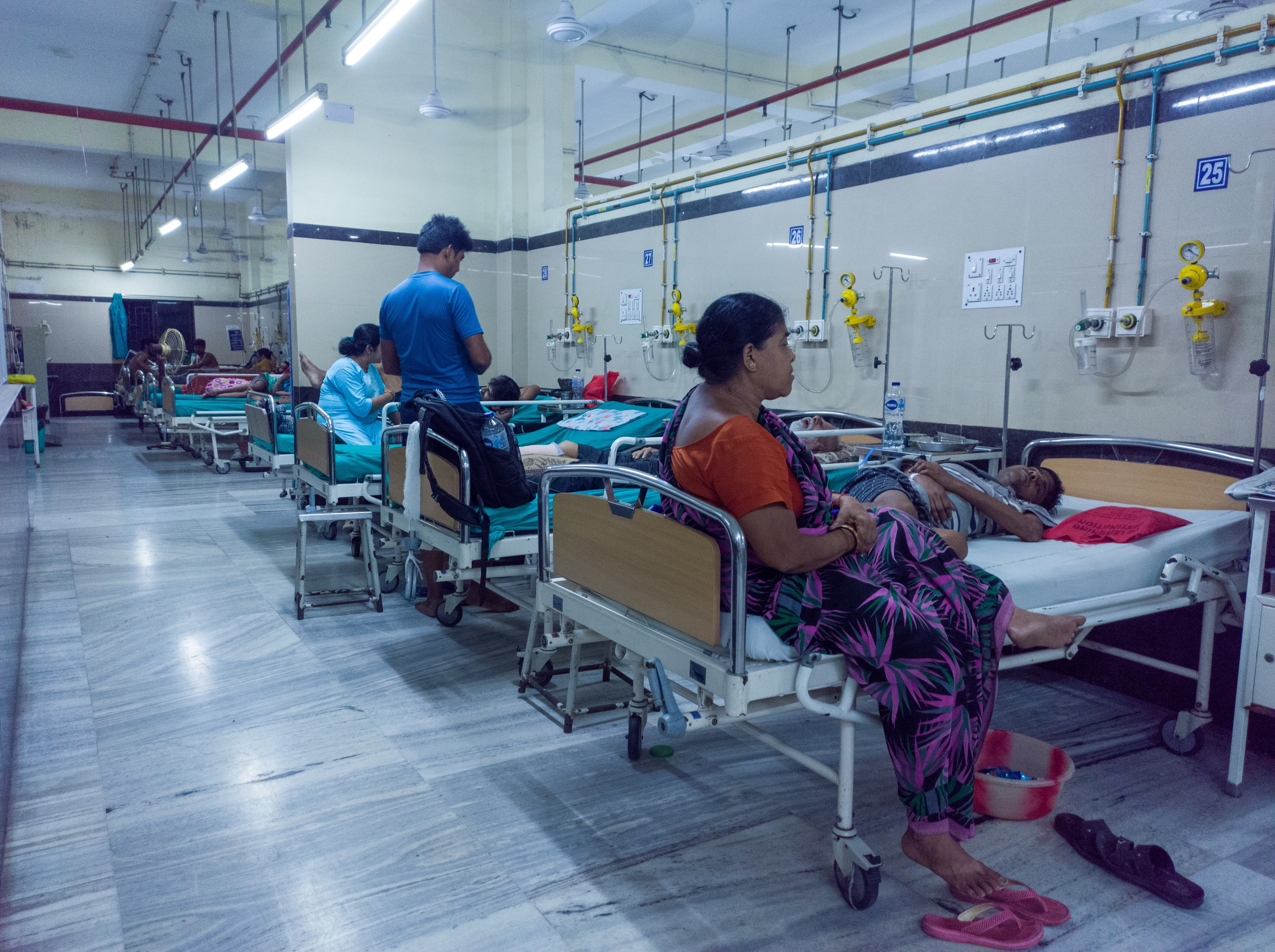 Paradoxul din sănătate în India. Femeile sunt mai predispuse la cancer, însă bărbații reprezintă majoritatea deceselor