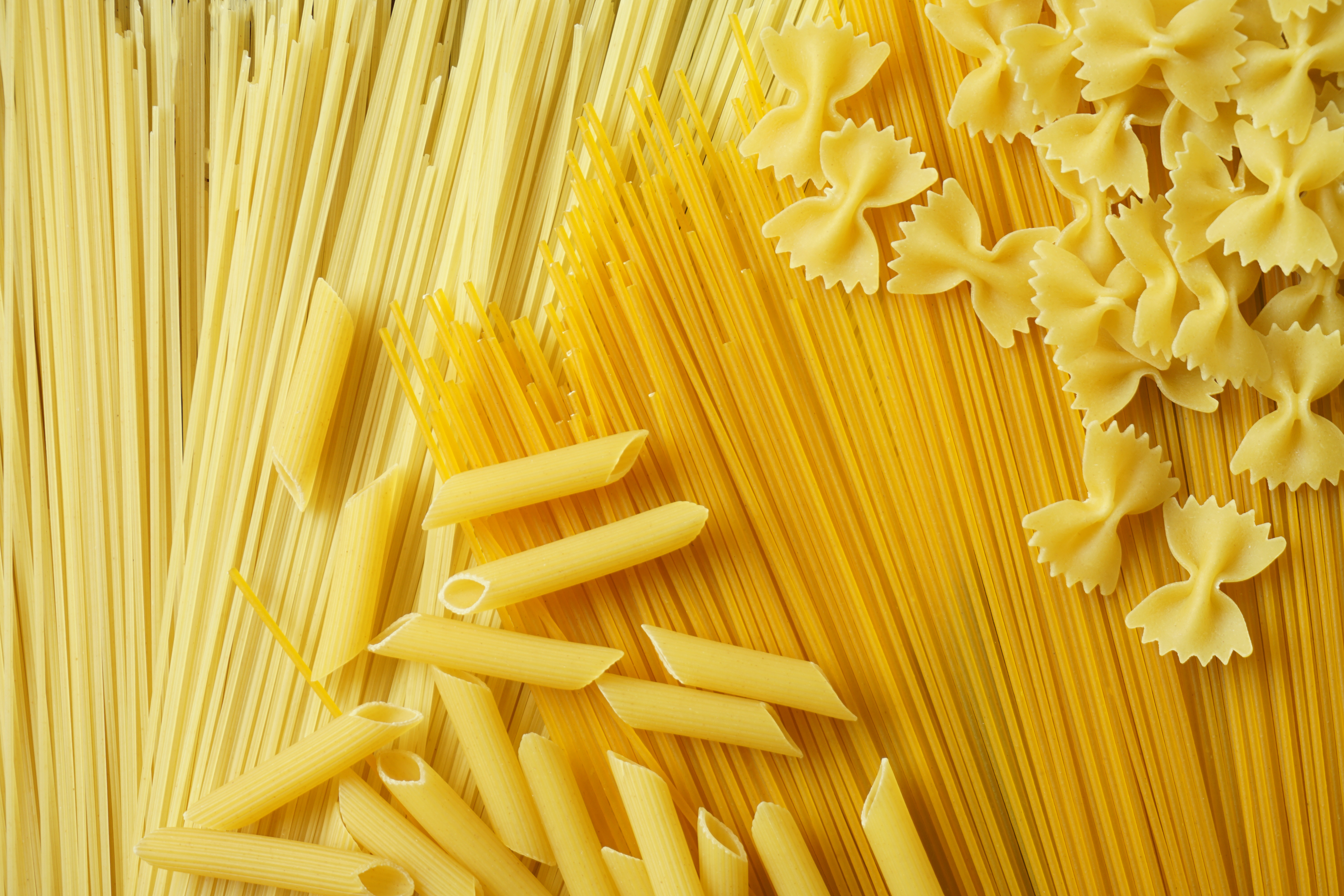 Pastele italiene riscă să dispară de pe rafturile americane. Trump vrea să impună taxe de 107% asupra importurilor din Italia