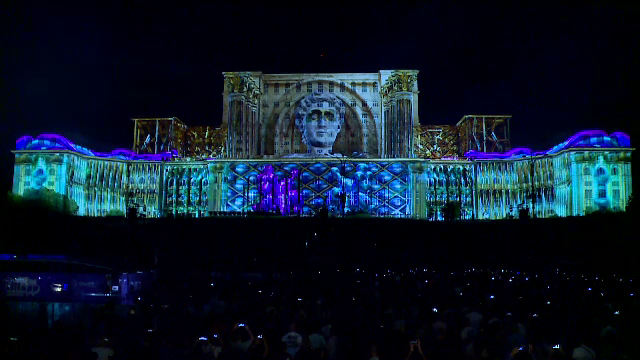 Palatul Parlamentului, transformat pentru a zecea oară în galerie de artă digitală la iMapp. Publicul a ales un favorit